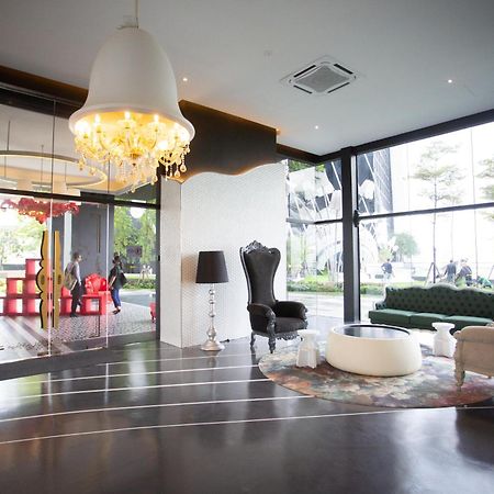 Arte Mont Kiara By Psm Luxury Suites Kuala Lumpur Exterior foto