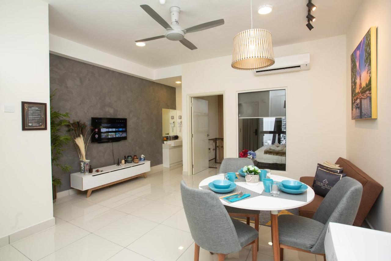 Arte Mont Kiara By Psm Luxury Suites Kuala Lumpur Exterior foto