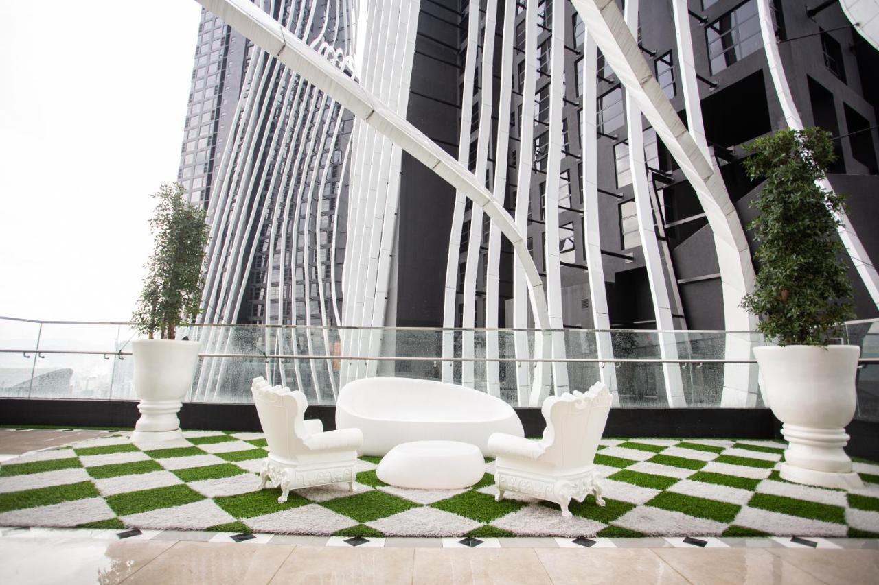 Arte Mont Kiara By Psm Luxury Suites Kuala Lumpur Exterior foto